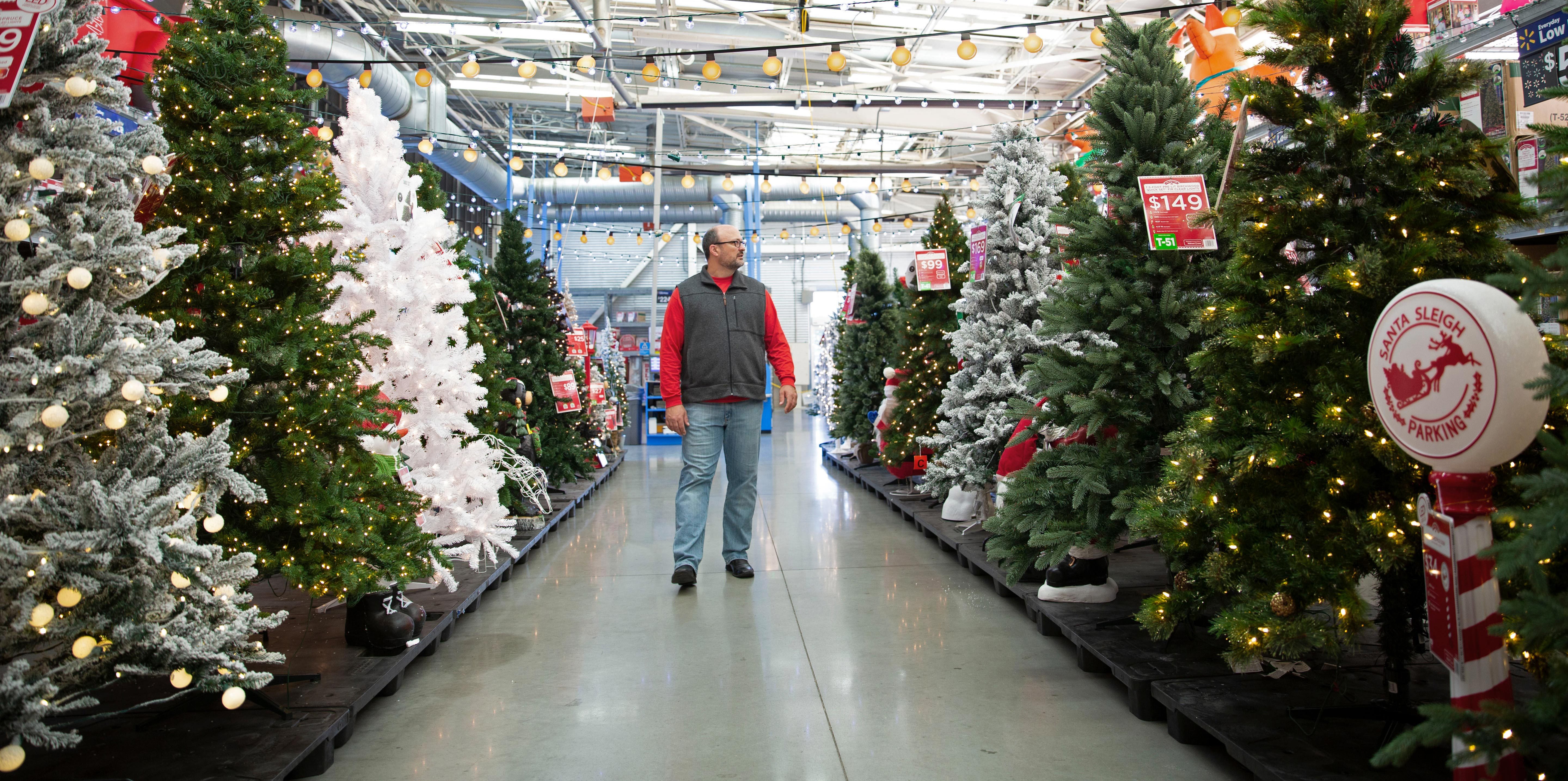 Inflation is impacting holiday shopping, experts say - Vimarsana News