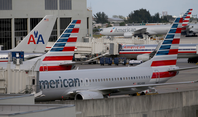 Thousands pass through Detroit Metro Airport for holiday travel amid COVID-19 spike