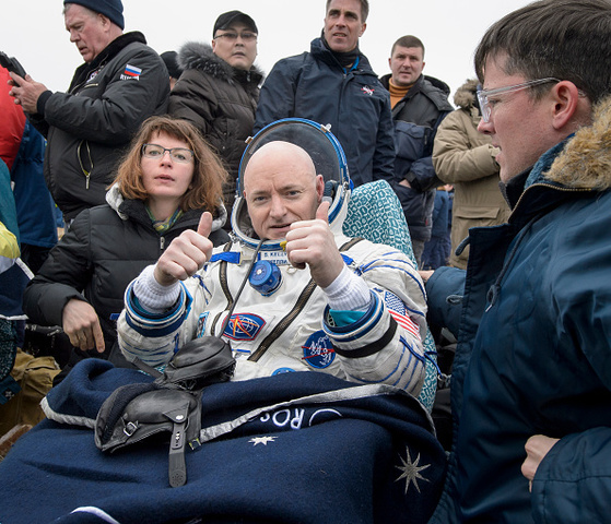 VIDEO: Scott Kelly back from record year flight
