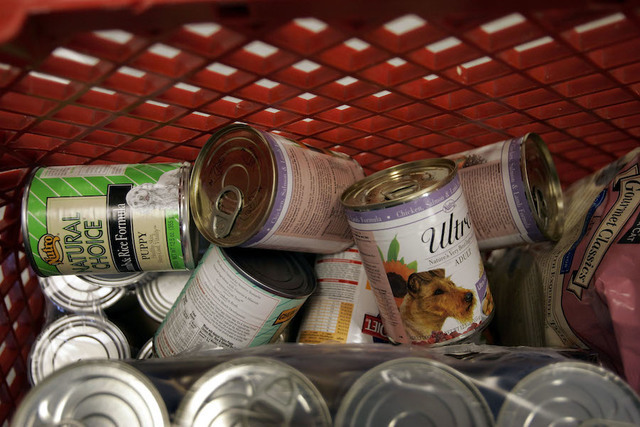 Michigan food banks running low so state calls for donations