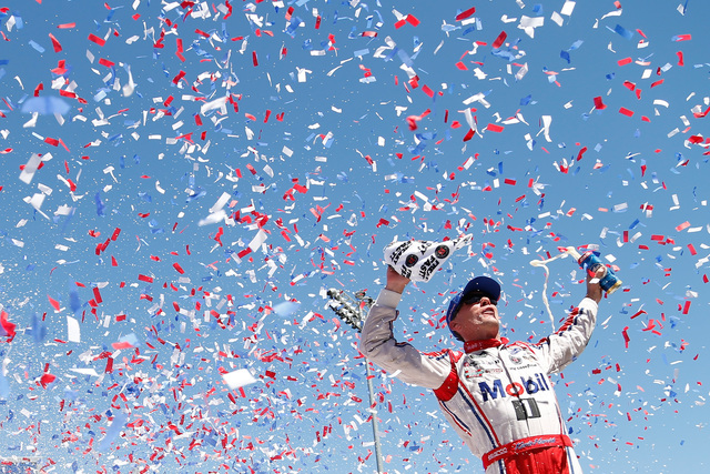Kevin Harvick wins at Sonona for 1st victory of season