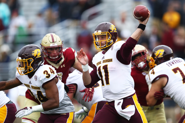 Central Michigan faces Wyoming in Idaho Potato Bowl