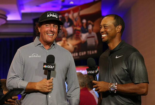 Woods, Mickelson, QBs to donate $10 million to virus relief